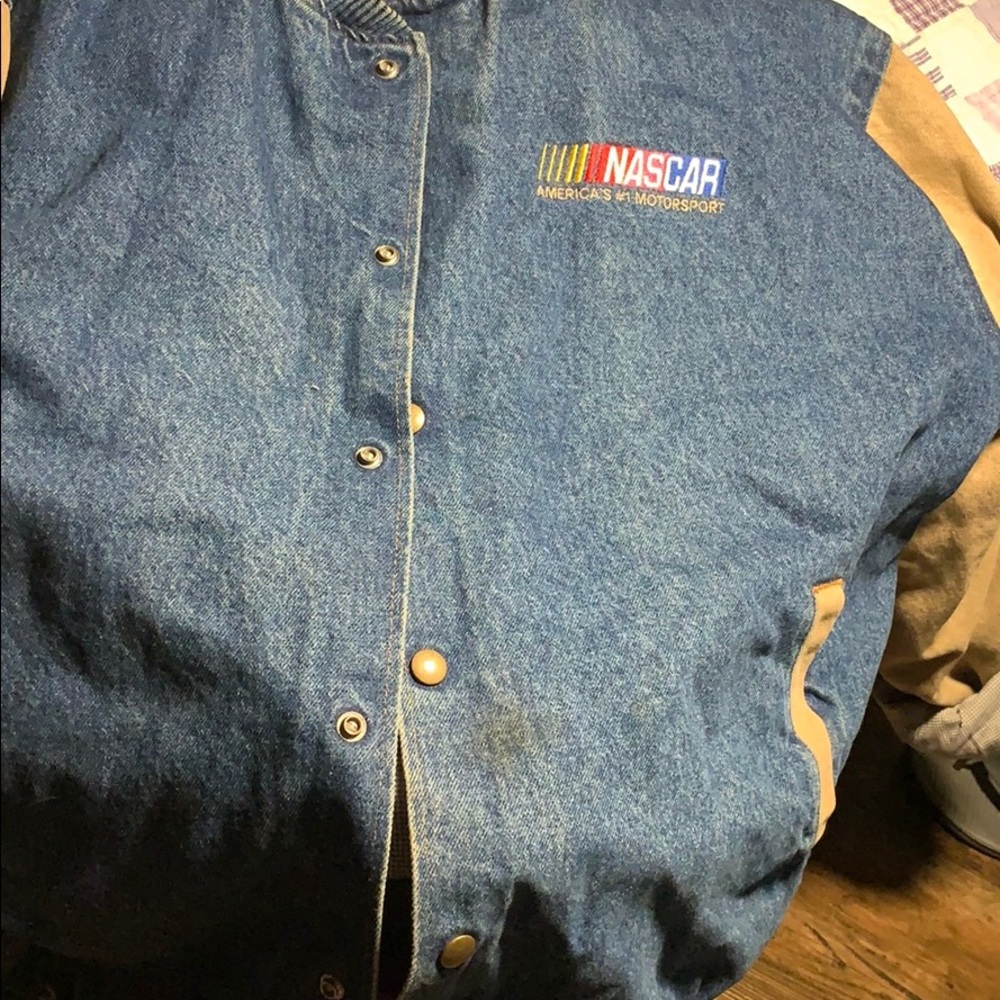 NASCAR Jacket - Picture 2 of 4